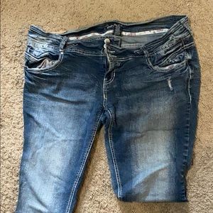 Amethyst Capris size 18